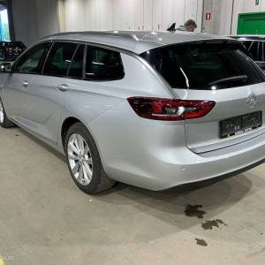 INSIGNIA SPORTS TOURER 1.5 Turbo D Business Elegance AUTOMATIK