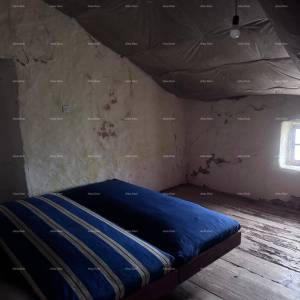 Istarska kamena kuća za renovaciju. Općina Lovrećica.