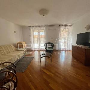 Istra, Brtonigla okolica – imanje s više jedinica, gospodarskom zgradom i veliki