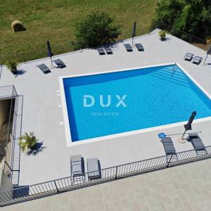 ISTRA, BUJE - Kuća s bazenom i prekrasnim pogledom 