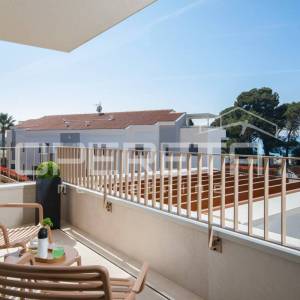 Istra, Fažana – samostojeća vila s bazenom, 50 m od plaže, 4 spavaće sobe, 322 m