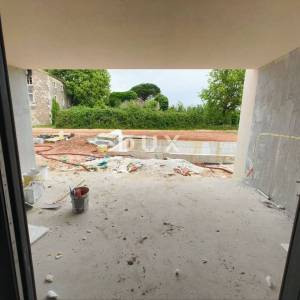 ISTRA, KAŠTELIR - Dvojna kuća sa bazenom u izgradnji