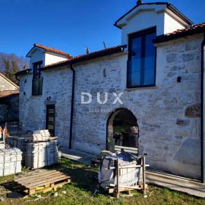 ISTRA, LABIN - Adaptirana kamena ljepotica