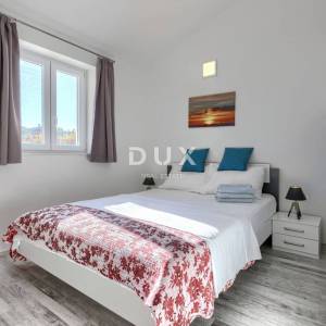 ISTRA, LABIN - Kuća s dvije stambene jedinice i bazenom