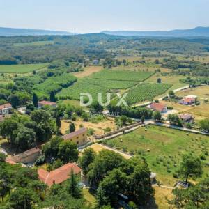 ISTRA, LABIN - Palača u baroknom ladanjskom arhitektonskom sklopu