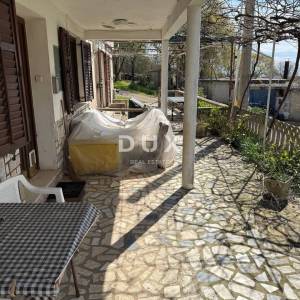 ISTRA, LABIN(Okolica) - Dvojna kuća s pogledom na more