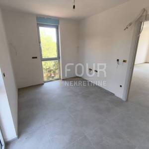Istra, Ližnjan, novogradnja, 2s+db, lođa