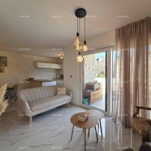 Istra, Marčana – Elegantna kuća s bazenom i 200 m² vrta