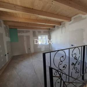 ISTRA, MARČANA - Kamena kuća u fazi renovacije!