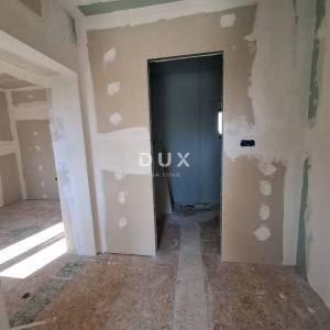 ISTRA, MARČANA - Kamena kuća u fazi renovacije!