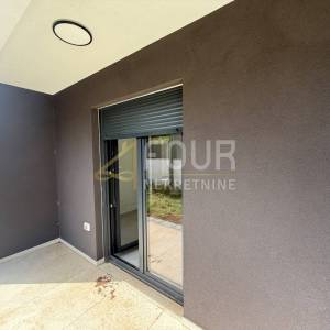 Istra, Medulin, 2s+db, terasa, novogradnja