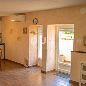 ISTRA, MEDULIN - Kamena istarska kuća + Kuća za odmor na odličnoj poziciji