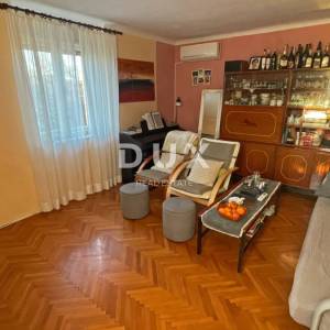 ISTRA, MEDULIN - Kamena istarska kuća + Kuća za odmor na odličnoj poziciji
