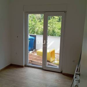ISTRA, MEDULIN Stan 2S+DB s vrtom u blizini mora! UPORABNA DOZVOLA- UREDNO VLASNIŠTVO!