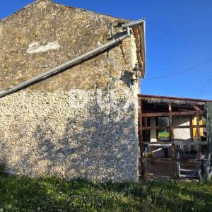 ISTRA, MOMJAN – POVIJESNA KAMENA KUĆA S PROJEKTOM PREUREĐENJA