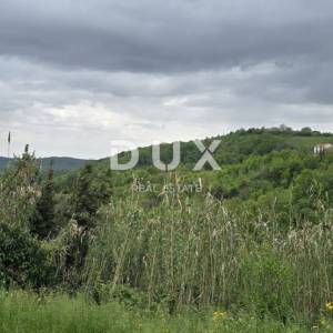ISTRA, MOTOVUN - Kamena kuća s pogledom za adaptaciju