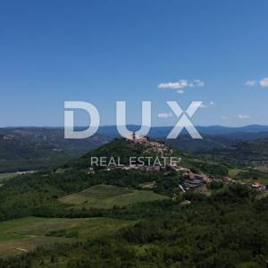ISTRA, MOTOVUN - Prostrano zemljište s panoramskim pogledom