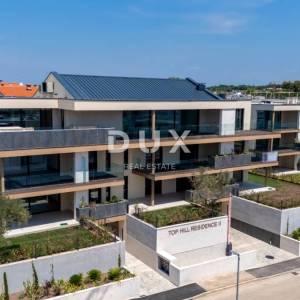 ISTRA, NOVIGRAD - Stan s vrtom u suvremenoj novogradnji