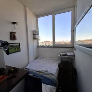 ISTRA, PEROJ - Stan u centru s pogledom na more