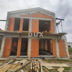 ISTRA, POREČ - Četverosoban stan na katu