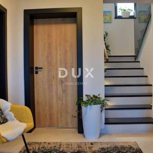 ISTRA, POREČ - Ekskluzivni paket dvije dvojne kuće nadomak Poreča