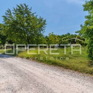 Istra, Poreč-Investicijsko zemljište za 8 stambenih zgrada – izvrsna lokacija