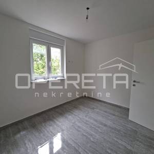 Istra, Poreč – moderan dvosoban stan u novogradnji s dvije terase
