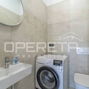 Istra, Poreč okolica – kuća s bazenom i otvorenim pogledom na more