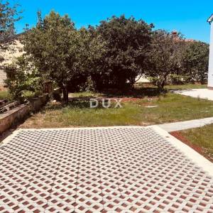  ISTRA, POREČ - Prostrani renovirani stan s vrtom! 