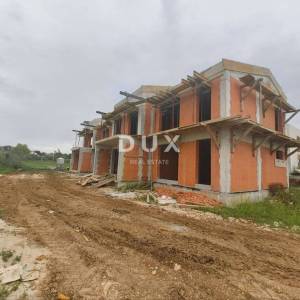 ISTRA, POREČ - Trosoban stan u prizemlju