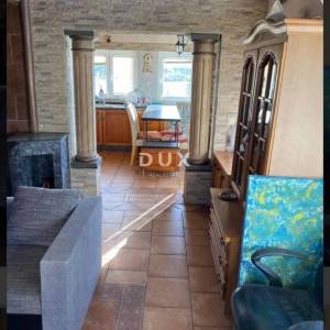 ISTRA, POREČ – Unikatan stan u fazi renovacije