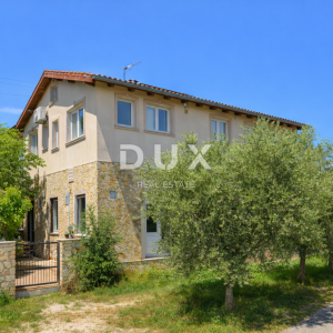 ISTRA, POREČ – Unikatan stan u fazi renovacije