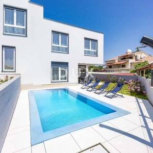 ISTRA, PREMANTURA - Dvojna luksuzna vila, nadomak prirodnih plaža