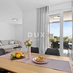 ISTRA, PREMANTURA - Dvojna luksuzna vila, na 400m od prirodnih plaža