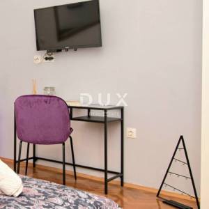 ISTRA, PULA - 1SS+DB Luksuzni stan s privatnim vrtom nadomak Amfiteatra