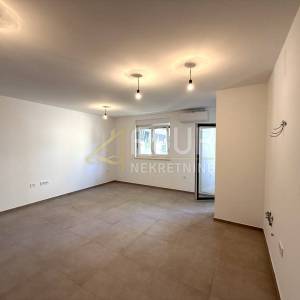 Istra, Pula, 2s+db, lođa, novogradnja