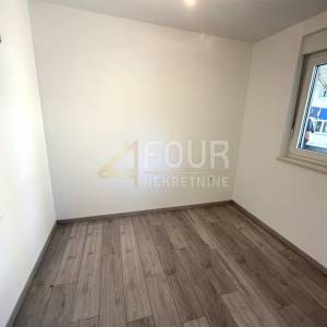 Istra, Pula, 2s+db, lođa, novogradnja