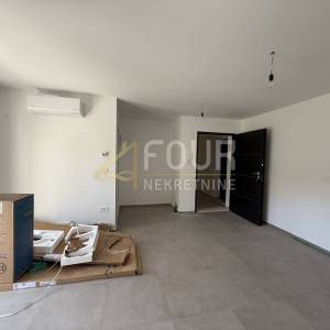 Istra, Pula, 2s+db, lođa, novogradnja