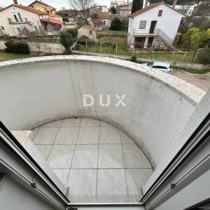 ISTRA, PULA - Dvoetažni stan s terasom u blizini centra grada! 