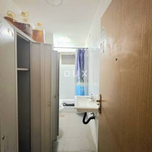 ISTRA, PULA - Poslovni prostor na najatraktivnijoj lokaciji u centru grada za restoran/ured/poslovnicu/slično