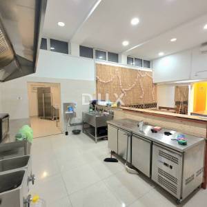 ISTRA, PULA - Poslovni prostor na najatraktivnijoj lokaciji u centru grada za restoran/ured/poslovnicu/slično