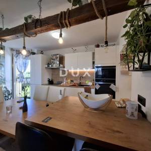 ISTRA, PULA - Potpuno renoviran stan 52 m² s velikim spremištem