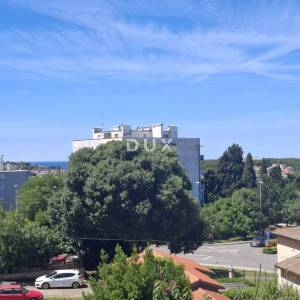 ISTRA, PULA - Potpuno renoviran stan 52 m² s velikim spremištem