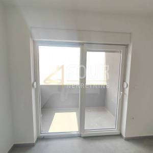 Istra, Pula - Valdebek, novogradnja, 89.95m2, 3s+db, lođa