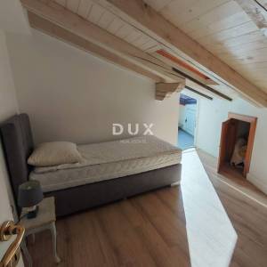 ISTRA, ROVINJ - Penthouse 75,40 m2 u starom gradu s pogledom na more!