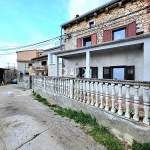 ISTRA, SVETVINČENAT - Renovirana kamena kuća s 300m2 stambene površine