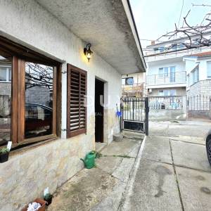 ISTRA, SVETVINČENAT - Renovirana kamena kuća s 300m2 stambene površine