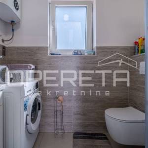Istra, Tinjan- Kuća s dva stana