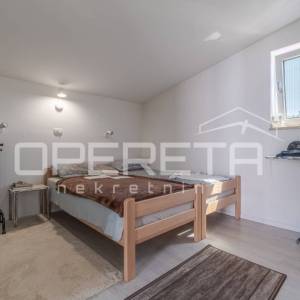 Istra, Tinjan- Kuća s dva stana