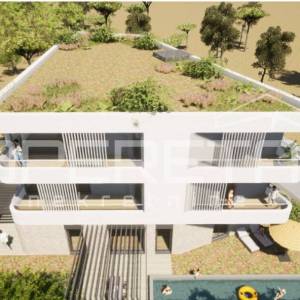 Istra, Umag – stan 120 m², 2 spavaće, terase, bazen, 500 m od mora
